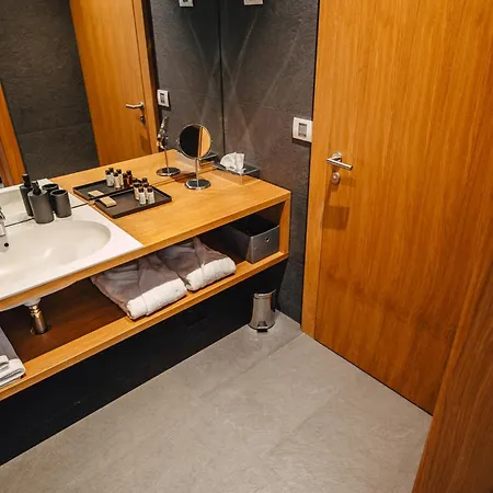 Gredic Heritage Residences Dobrovo