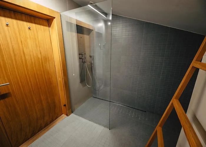 Gredic Heritage Residences Hotell 4*