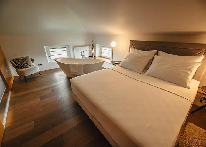 Gredic Heritage Residences فندق