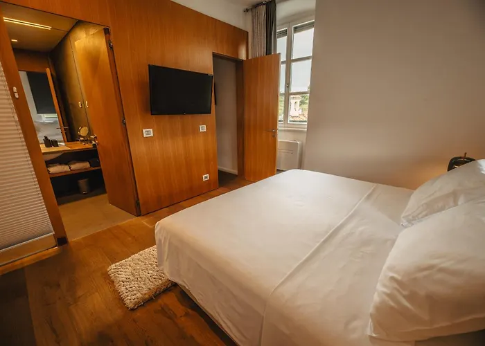 Gredic Heritage Residences 4* Dobrovo