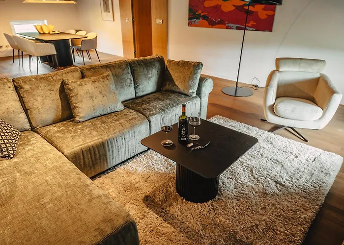 Gredic Heritage Residences Hotel Dobrovo