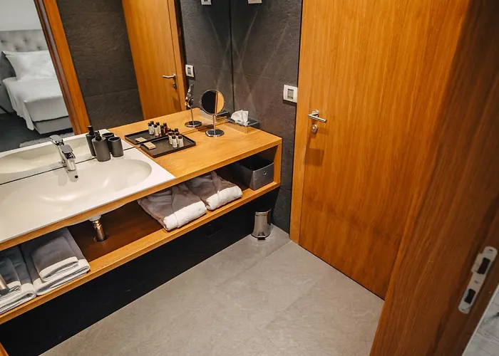 Gredic Heritage Residences Dobrovo