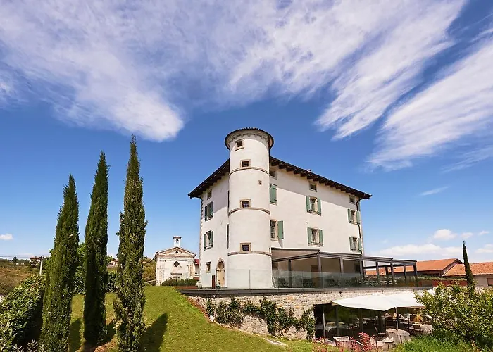 Gredic Heritage Residences Dobrovo